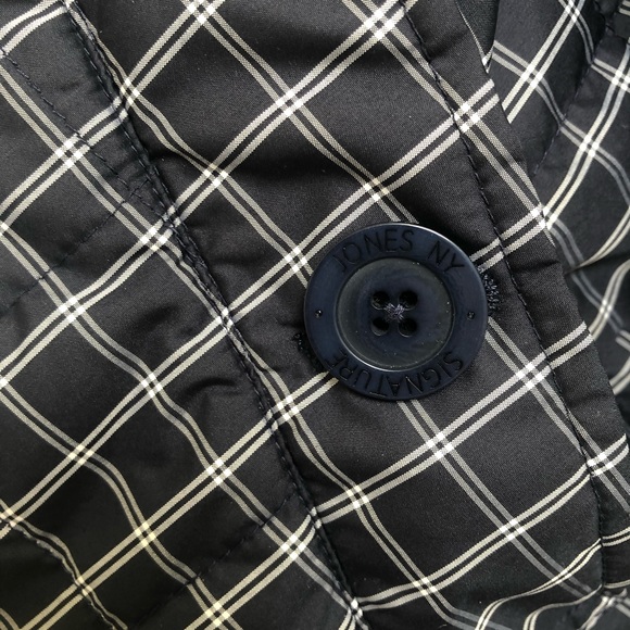 Jones NY EUC Lightweight Quilted Plaid Jacket - M - Picture 3 of 6